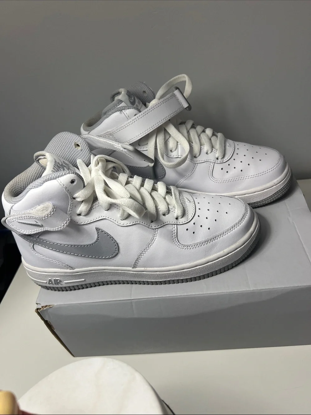 Nike Air Force 1 Mid-Top Sneakers in White & Light Gray size 5Y
